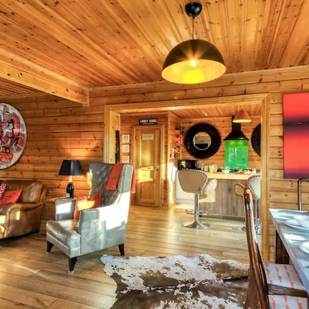 3 Bed In Middlesbrough Oc-77735 Lodge *