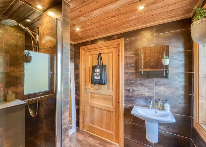 3 Bed In Middlesbrough Oc-77735 Lodge Great Ayton