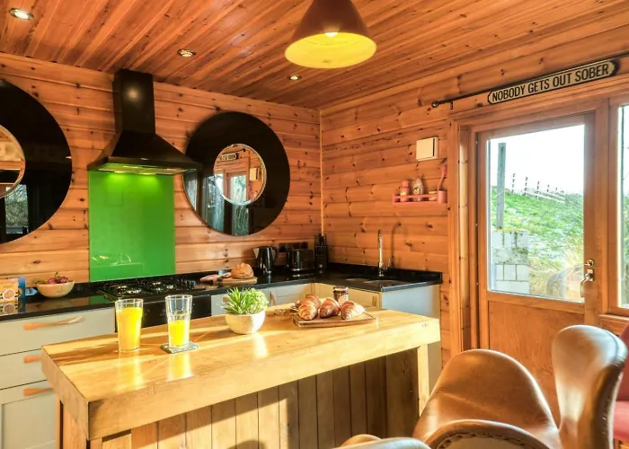 3 Bed In Middlesbrough Oc-77735